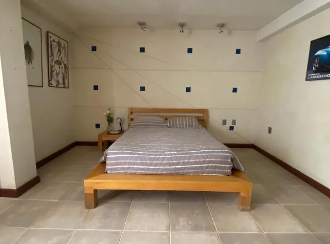 Cuarto Con Bano Compartido, Casa Centro